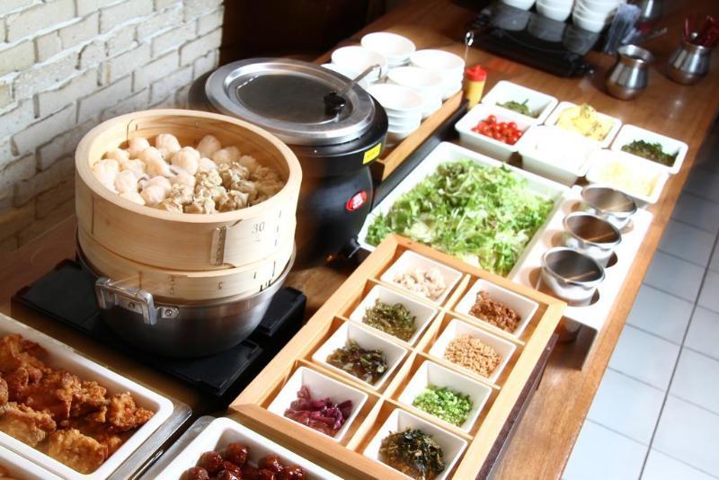 Court Shin-yokohama Hotel 3*